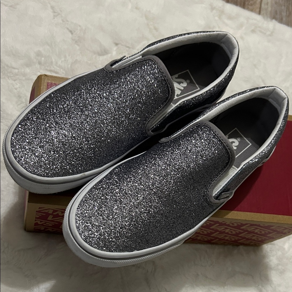 Vans Women's Sparkle Slip-On Sneakers - Black and Silver - Picture 4 of 7